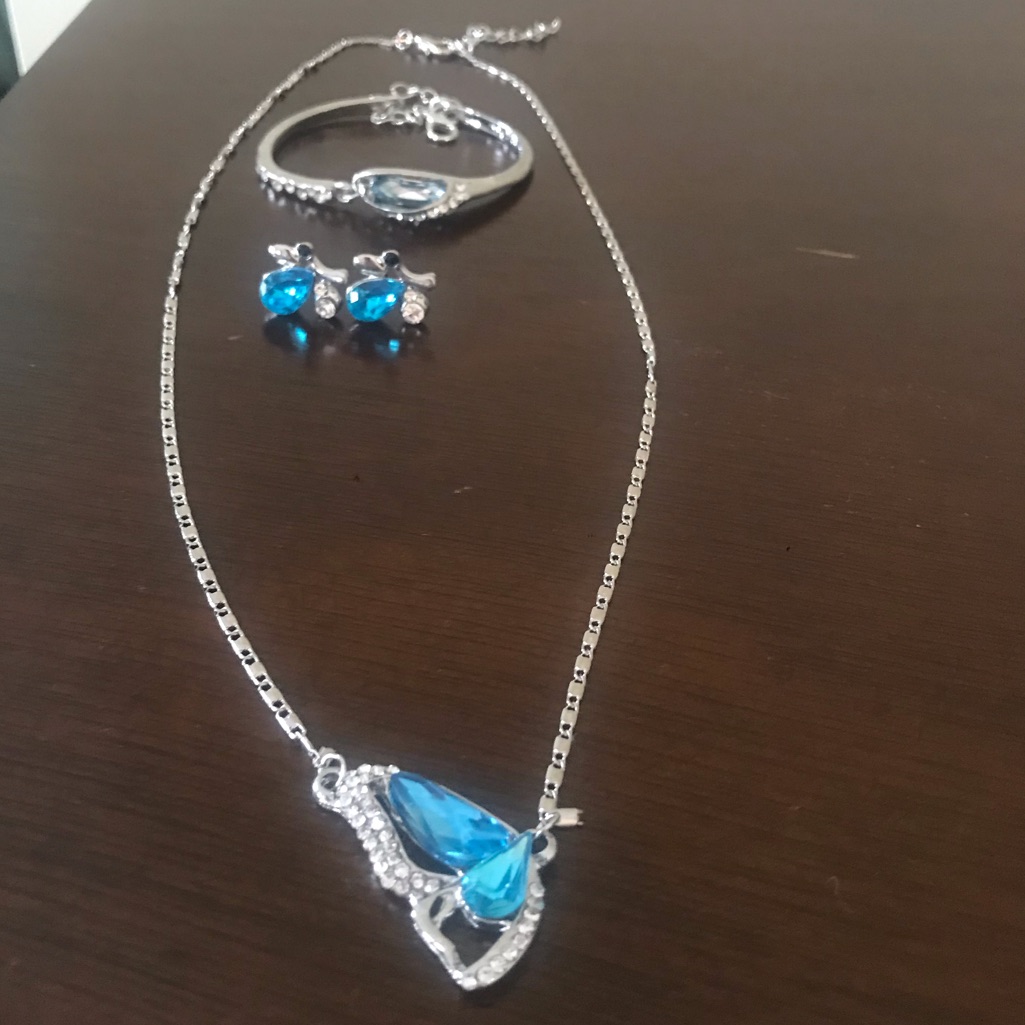 Brand New Jewelry Set